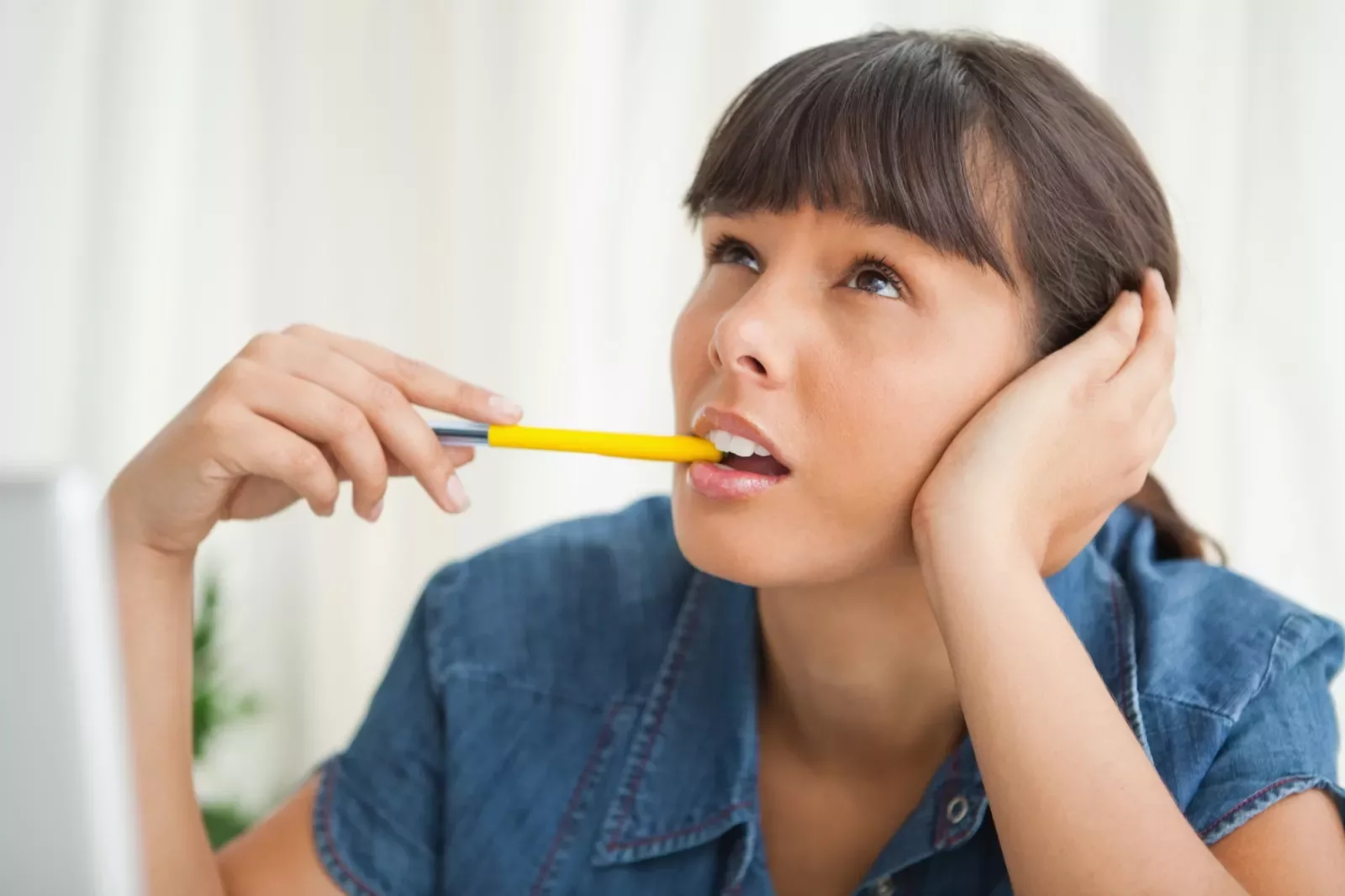 Stylos bon marché : un danger pour la santé et l’écriture des enfants